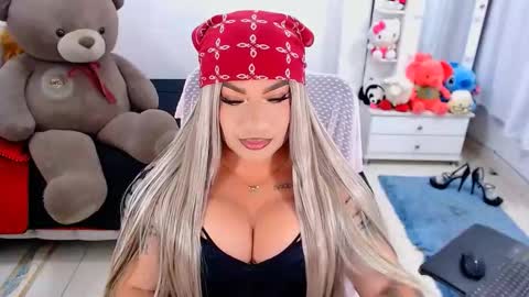    online show from September 28, 11:03 pm