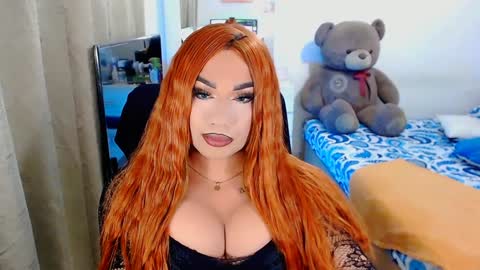 Snapshot of valentinaxqueen chatting on February 5, 1:58 am online show from February 5, 1:58 am