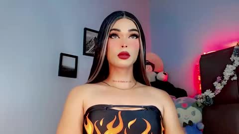 Snapshot of valentinne_marian chatting on September 18, 8:29 am Marian online show from September 18, 8:29 am