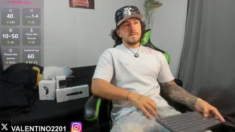 valentino online show from November 21, 11:36 pm