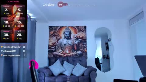 Snapshot of valentino_dossantos chatting on March 3, 2:49 pm online show from March 3, 2:49 pm