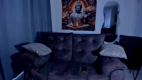 Snapshot of valentino_dossantos chatting on September 12, 9:28 pm online show from September 12, 9:28 pm