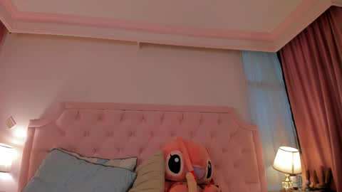 Vale Toro  online show from March 23, 1:49 pm