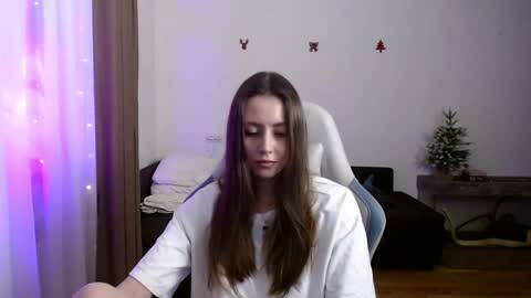 Valentina online show from January 3, 4:37 pm