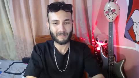 Valeri Cove online show from October 7, 7:04 am