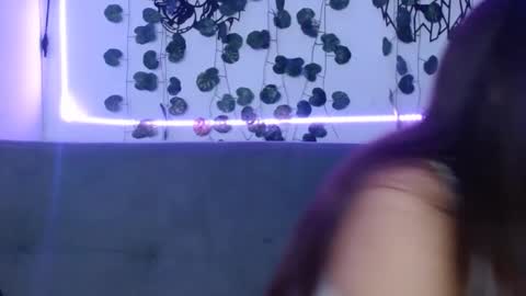 Snapshot of valeria_cherry chatting on January 22, 8:40 am valeria online show from January 22, 8:40 am