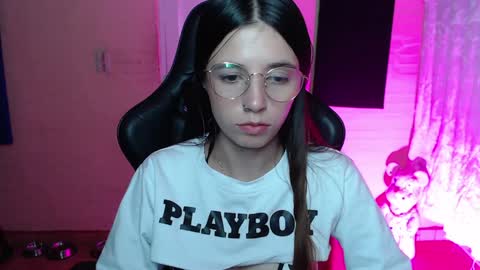   online show from January 9, 4:41 am