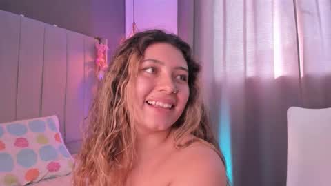 valeria_rouse28 online show from December 17, 9:32 pm