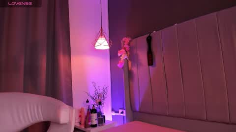 valeria_rouse28 online show from November 14, 12:24 am