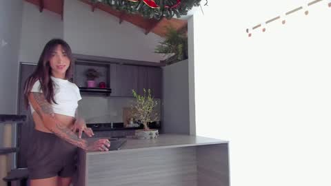 Valeria  IG valeriacorrea430 online show from December 10, 4:17 pm