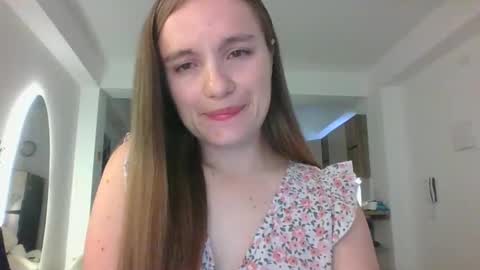 valeriafrannco online show from November 18, 10:02 pm