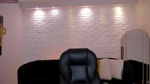 Valeria online show from November 27, 6:32 am