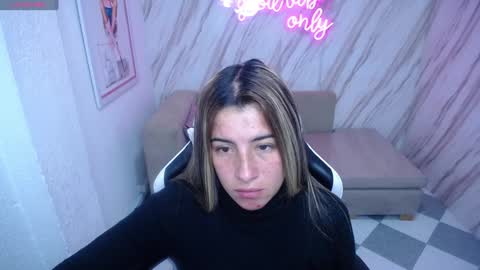 Snapshot of valerie_b chatting on January 31, 3:09 am valerie_b online show from January 31, 3:09 am
