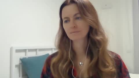 valerie_rose777 online show from October 24, 8:31 pm