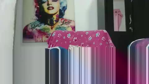 valerie_rousse online show from March 27, 1:11 am