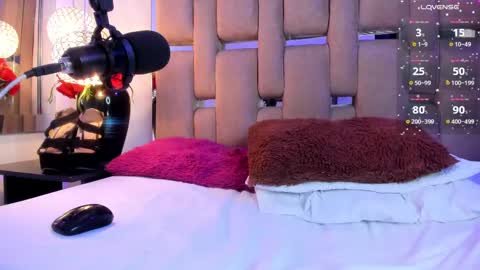 Snapshot of valeriekay_ chatting on February 26, 4:16 pm Valeria online show from February 26, 4:16 pm