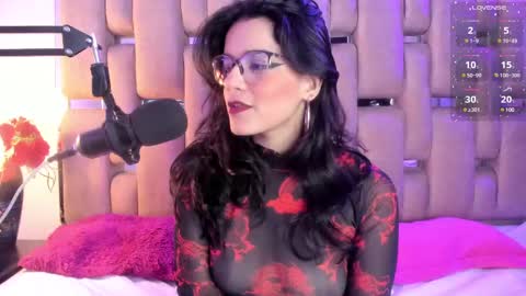 Snapshot of valeriekay_ chatting on March 12, 12:57 pm Valeria online show from March 12, 12:57 pm