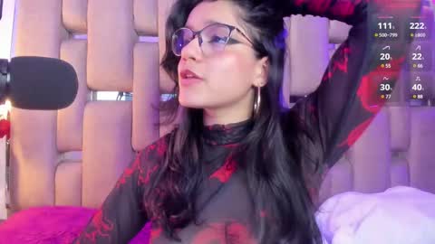 Snapshot of valeriekay_ chatting on March 3, 6:46 pm Valeria online show from March 3, 6:46 pm