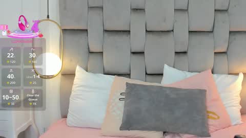 Valerie online show from March 1, 7:18 pm