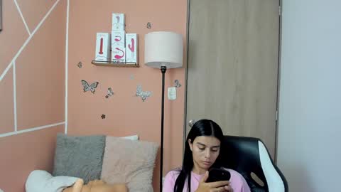 Snapshot of valerihouse chatting on January 30, 10:08 pm Juli C online show from January 30, 10:08 pm