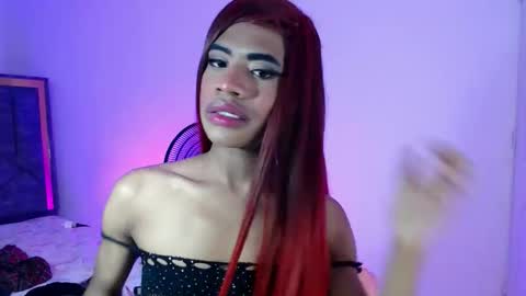 valerin_foxts online show from May 15, 11:07 am