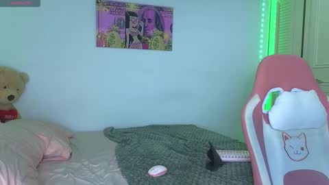 valery_lovex_ online show from February 21, 10:29 am