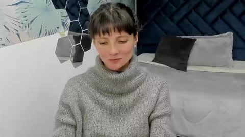 VALERY MORE online show from November 15, 4:08 pm