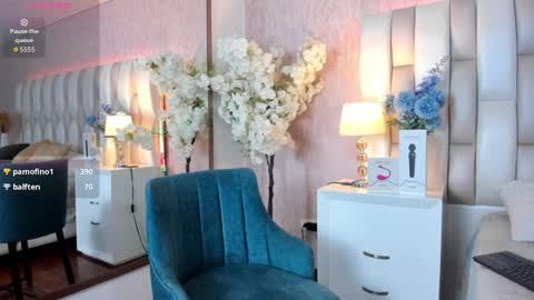 VALERY  online show from September 19, 1:15 pm