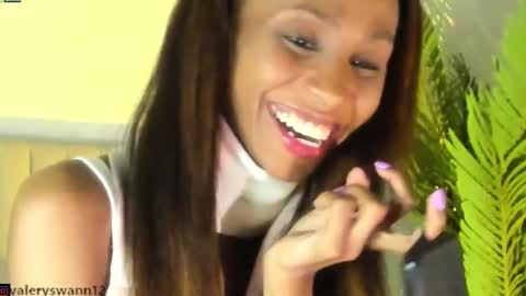 Snapshot of valery_swan1 chatting on December 14, 6:13 am Valery swan1 online show from December 14, 6:13 am