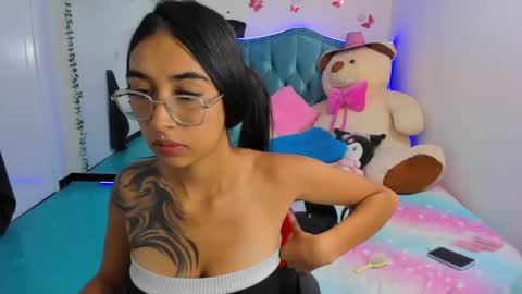 valery online show from May 1, 2:16 am