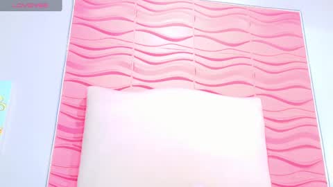 Snapshot of valerynbrown chatting on March 2, 12:09 am valery online show from March 2, 12:09 am