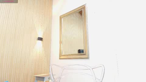 valery online show from February 8, 9:40 pm