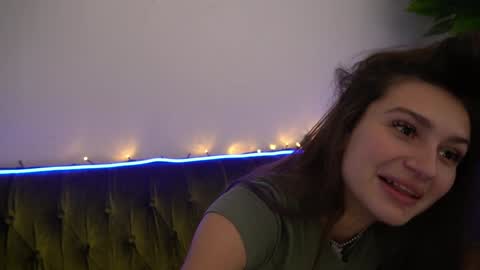 Snapshot of valeryroyale chatting on January 10, 11:11 am Valery online show from January 10, 11:11 am