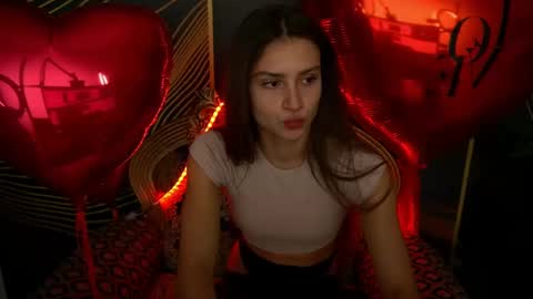 Snapshot of valeryroyale chatting on February 11, 2:57 pm Valery online show from February 11, 2:57 pm