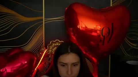 Snapshot of valeryroyale chatting on February 11, 6:01 pm Valery online show from February 11, 6:01 pm