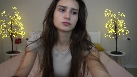 Snapshot of valeryroyale chatting on February 5, 3:09 pm Valery online show from February 5, 3:09 pm