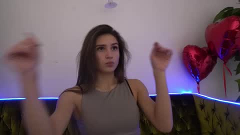 Snapshot of valeryroyale chatting on February 20, 10:48 am Valery online show from February 20, 10:48 am