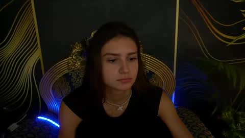 Snapshot of valeryroyale chatting on January 11, 10:51 am Valery online show from January 11, 10:51 am