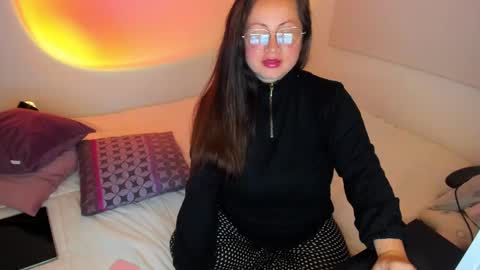 My name is Valery... Nice to meet you  thumb up me please its important online show from December 20, 6:08 am