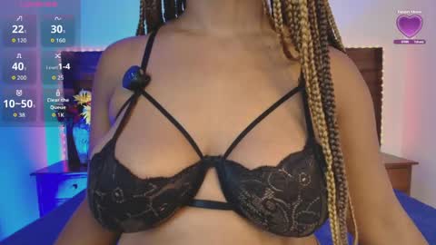 Valeska  online show from May 20, 7:09 pm