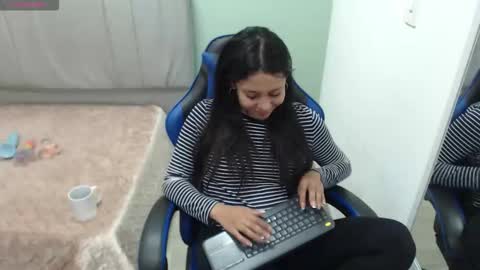 valevicious online show from March 17, 2:00 pm