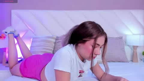 Valey  online show from May 26, 3:07 pm