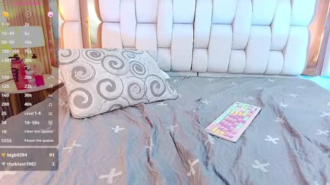 Valkiria moore  online show from February 24, 10:47 pm