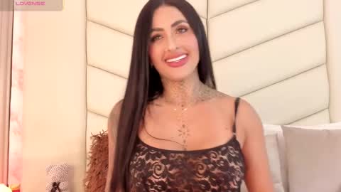 Snapshot of valky_bes chatting on February 27, 12:46 am ValkyBes online show from February 27, 12:46 am