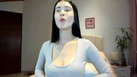 Macarena online show from July 10, 4:17 am