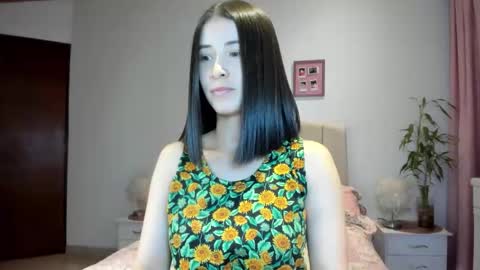 Macarena online show from October 30, 5:08 am