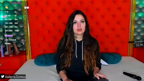 Valerie Val V online show from February 1, 1:02 am