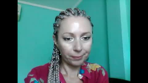 Snapshot of valleriwind chatting on February 11, 7:12 am ValleriWind online show from February 11, 7:12 am