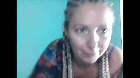 Snapshot of valleriwind chatting on February 14, 11:10 am ValleriWind online show from February 14, 11:10 am