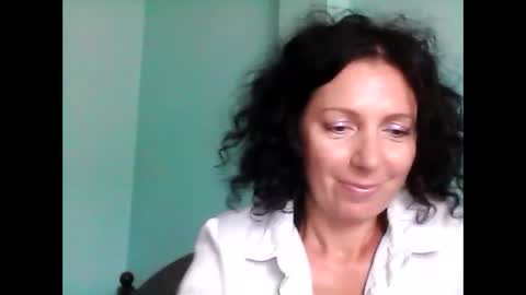 Snapshot of valleriwind chatting on March 9, 8:51 am ValleriWind online show from March 9, 8:51 am